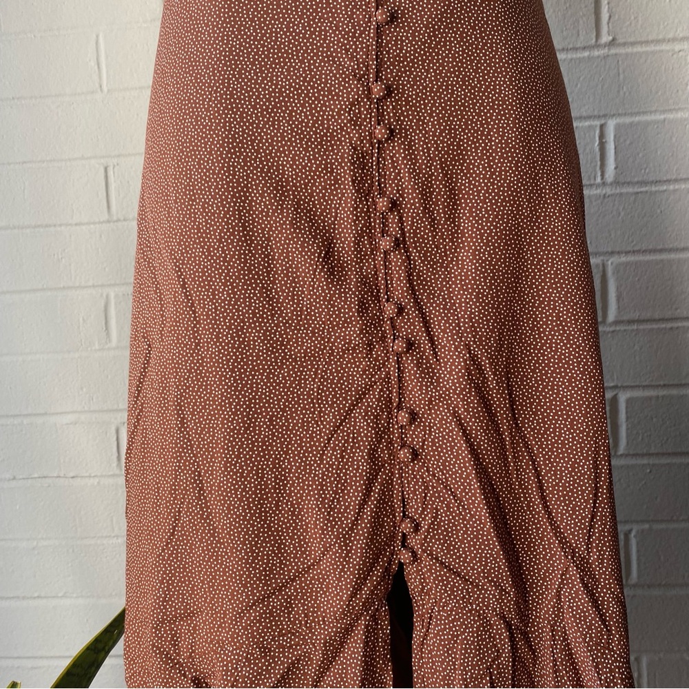 Abercrombie & Fitch Brown High-Low Button-Front Midi Skirt - Picture 3 of 6